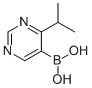 CAS 登录号：913835-27-5， B-[4-(1-甲基乙基)-5-嘧啶基]-硼酸
